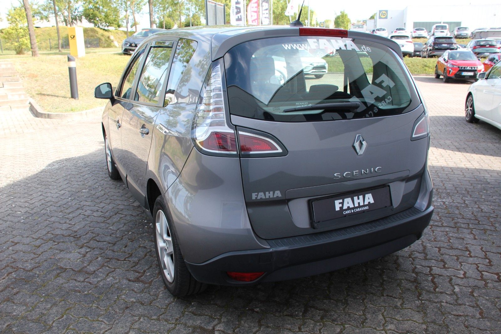 Fahrzeugabbildung Renault Scenic III TomTom Edition