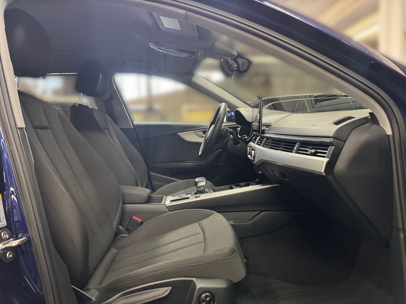 Audi A4 - Bild 15