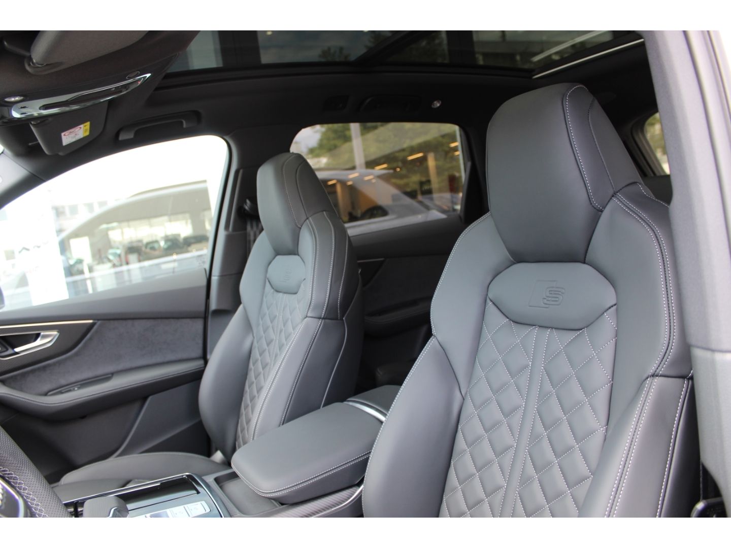 SQ7 4.0TFSI qu.Tiptr.- S-Sitze*Carbon*Pano*B&O!!