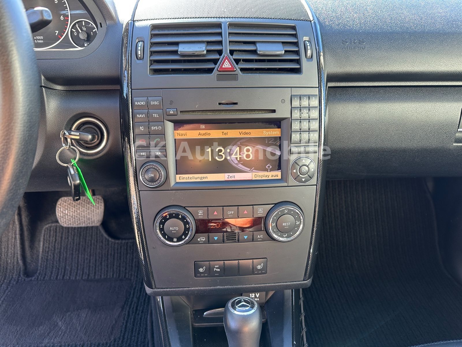 Fahrzeugabbildung Mercedes-Benz A 200 Avantgarde Special Edition/Automatik/Navi