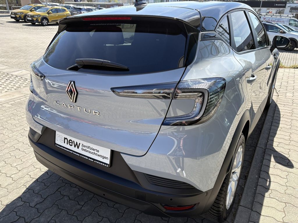 RENAULT Captur - Bild 3