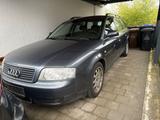 Audi A6 Kombi 2.4 quattro 170PS - Audi A6 aus 2003: Kombi