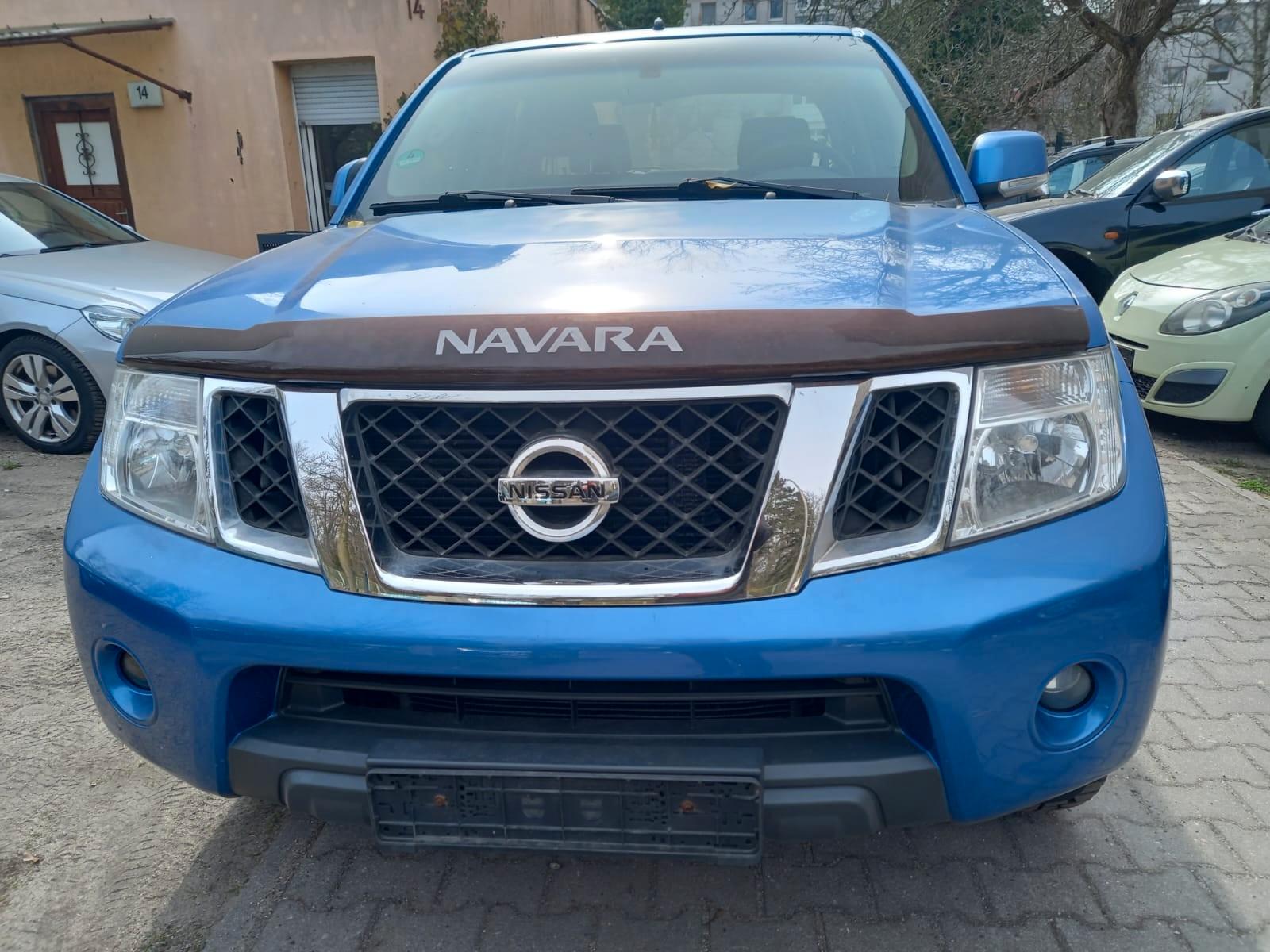 NISSAN NAVARA 92000 TKM | 190 ch | 4X4 | BVM - CLIM - TUV