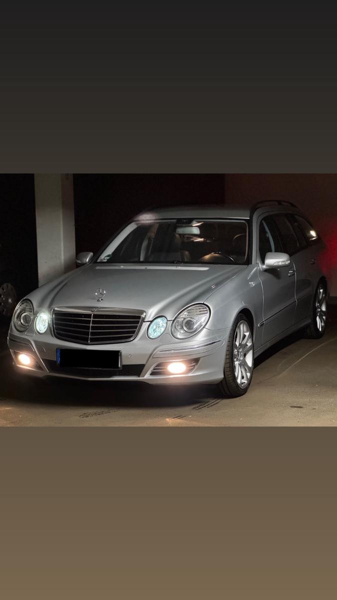 Mercedes-Benz E 220
