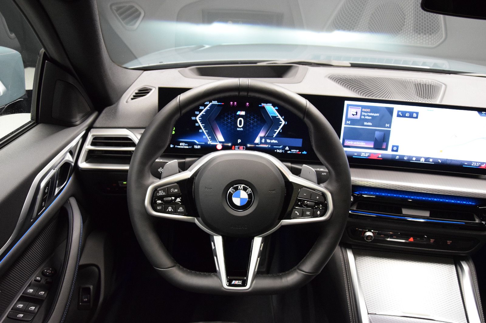 Fahrzeugabbildung BMW 420d xDrive MSport Pano HuD ACC Keyless 360° Amb
