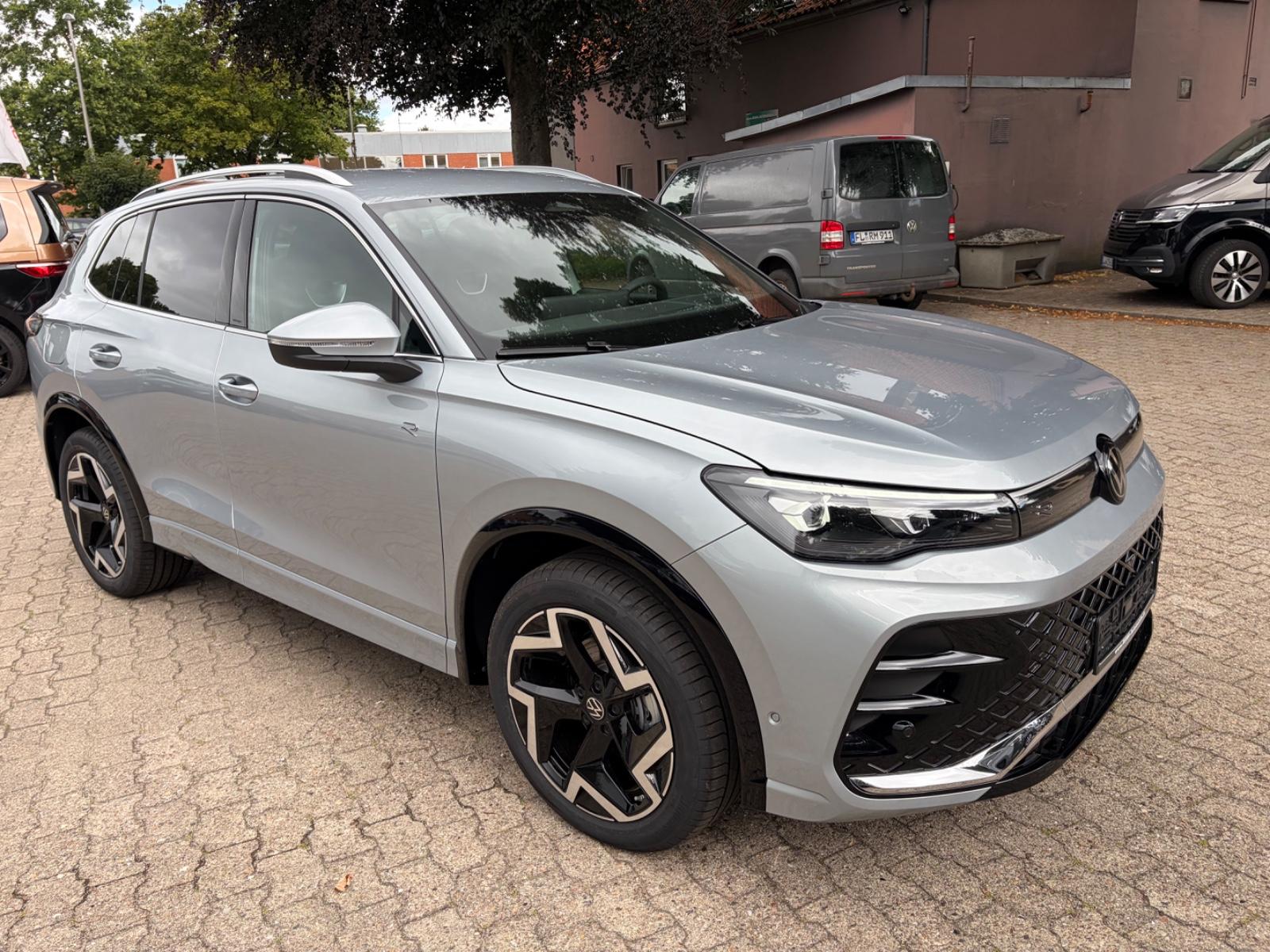 Volkswagen Tiguan 1.5eTSI R-Line IQ Light Head Up 360° AHK