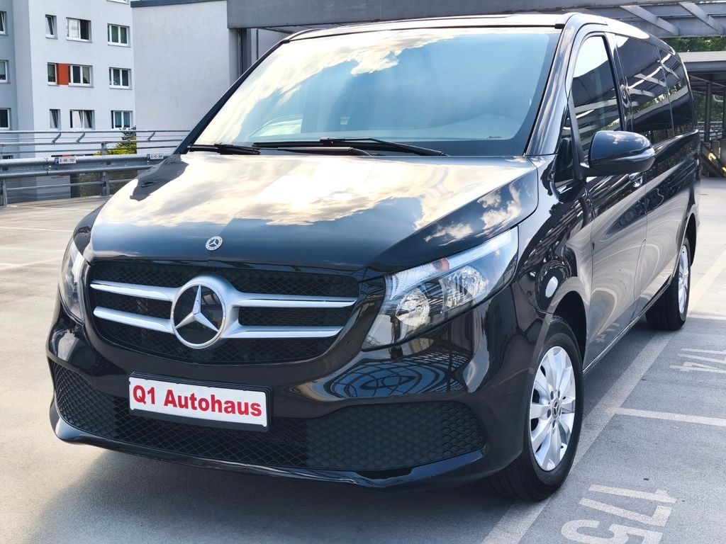 Image of Mercedes-Benz V 220