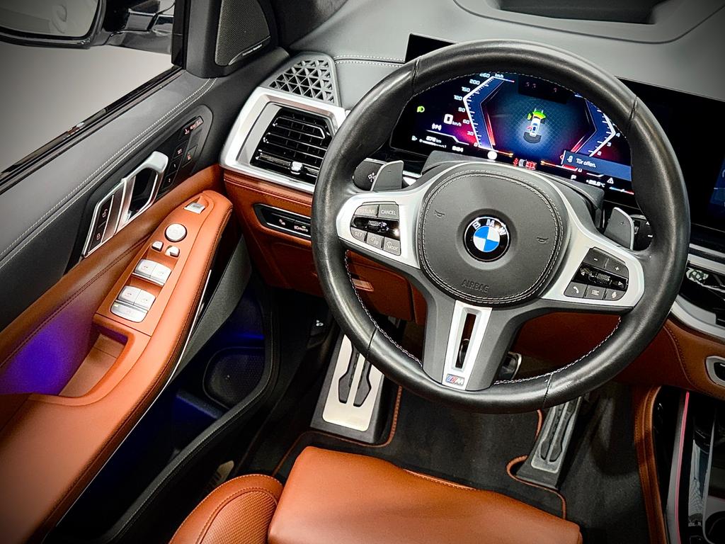 BMW X7 M60