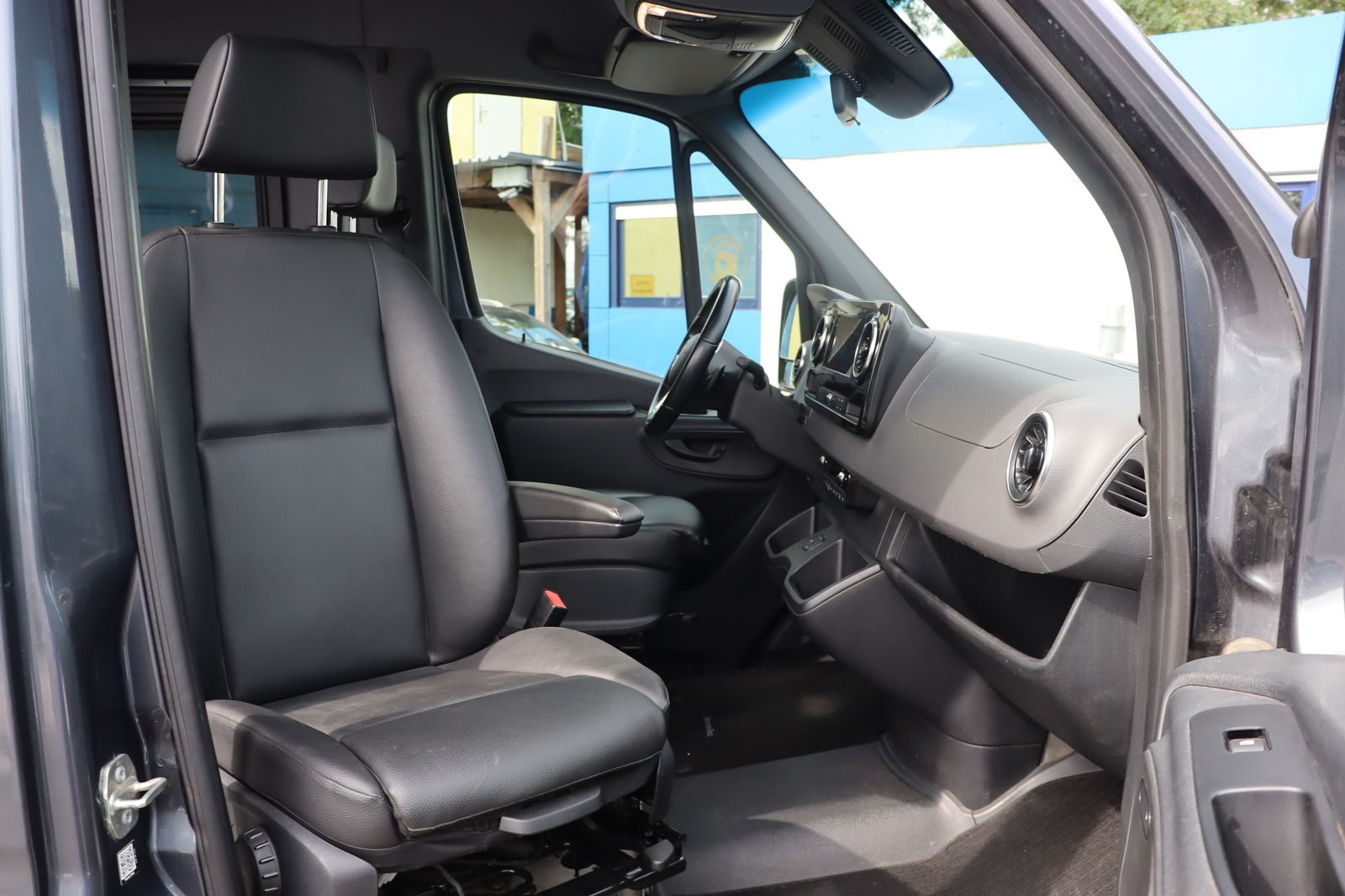 Fahrzeugabbildung Mercedes-Benz Sprinter AAC * Sitzhzg * EXTRALANG * XXL * Maxi