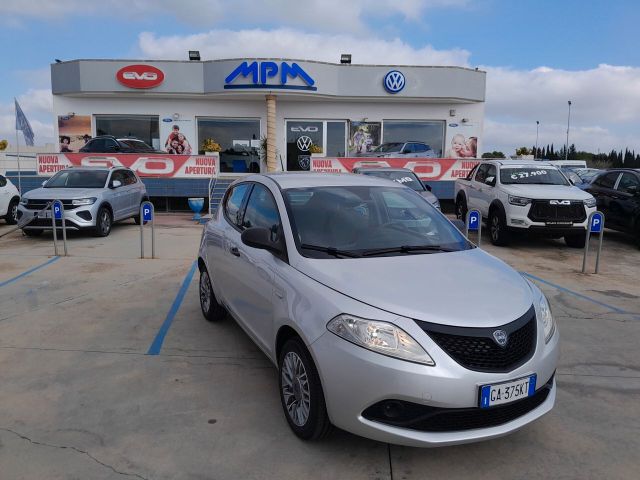 Lancia LANCIA YPSILON GOLD 1.2 BENZINA 5 PORTE