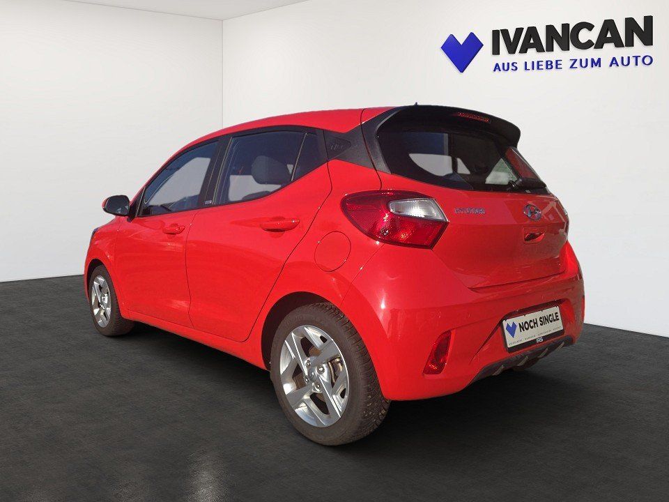 Fahrzeugabbildung Hyundai i10 1.0i Trend Komfortpaket Navi