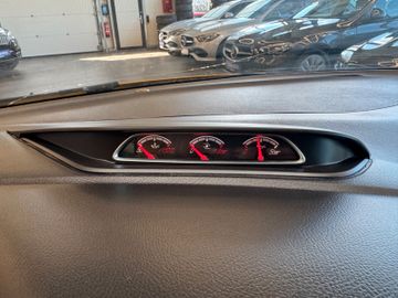 MYAUTOCENTER – Gebraucht- und Jahreswagen mit Werkstattservice in Pfaffenhofen Ford Focus *RECARO*SPORT*SitzHZ*2-ZONEN*TÜV 0127*