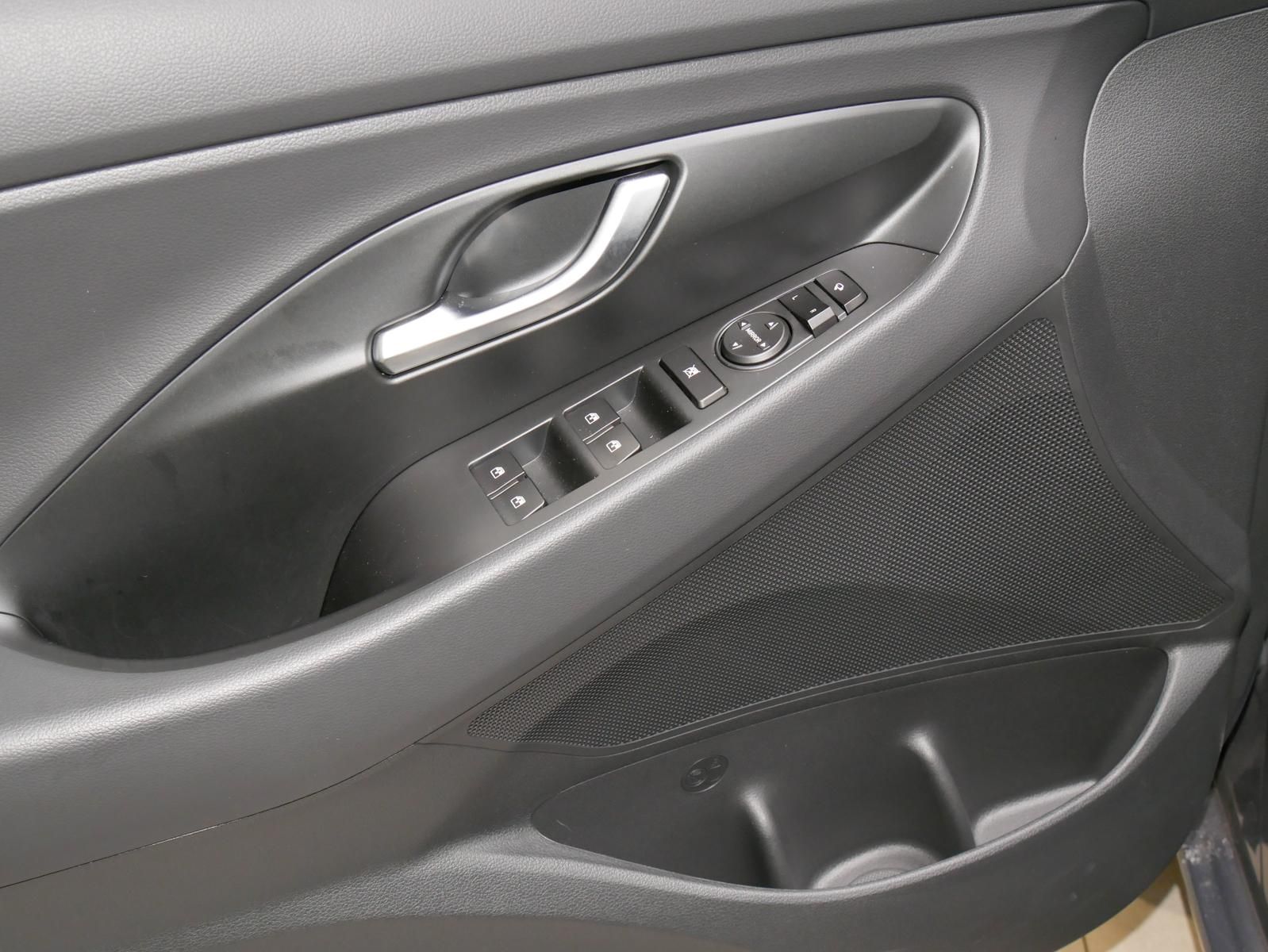 Hyundai i30 – Bild 17