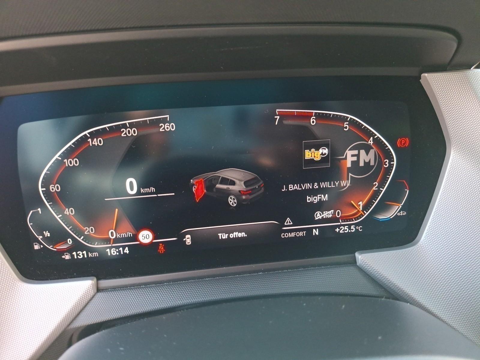BMW 118i Advantage Navi PDC Sitzheizung Lederlenkrad