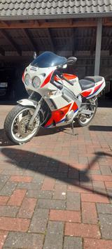 Yamaha fzr 600 - Offers matching your search criteria