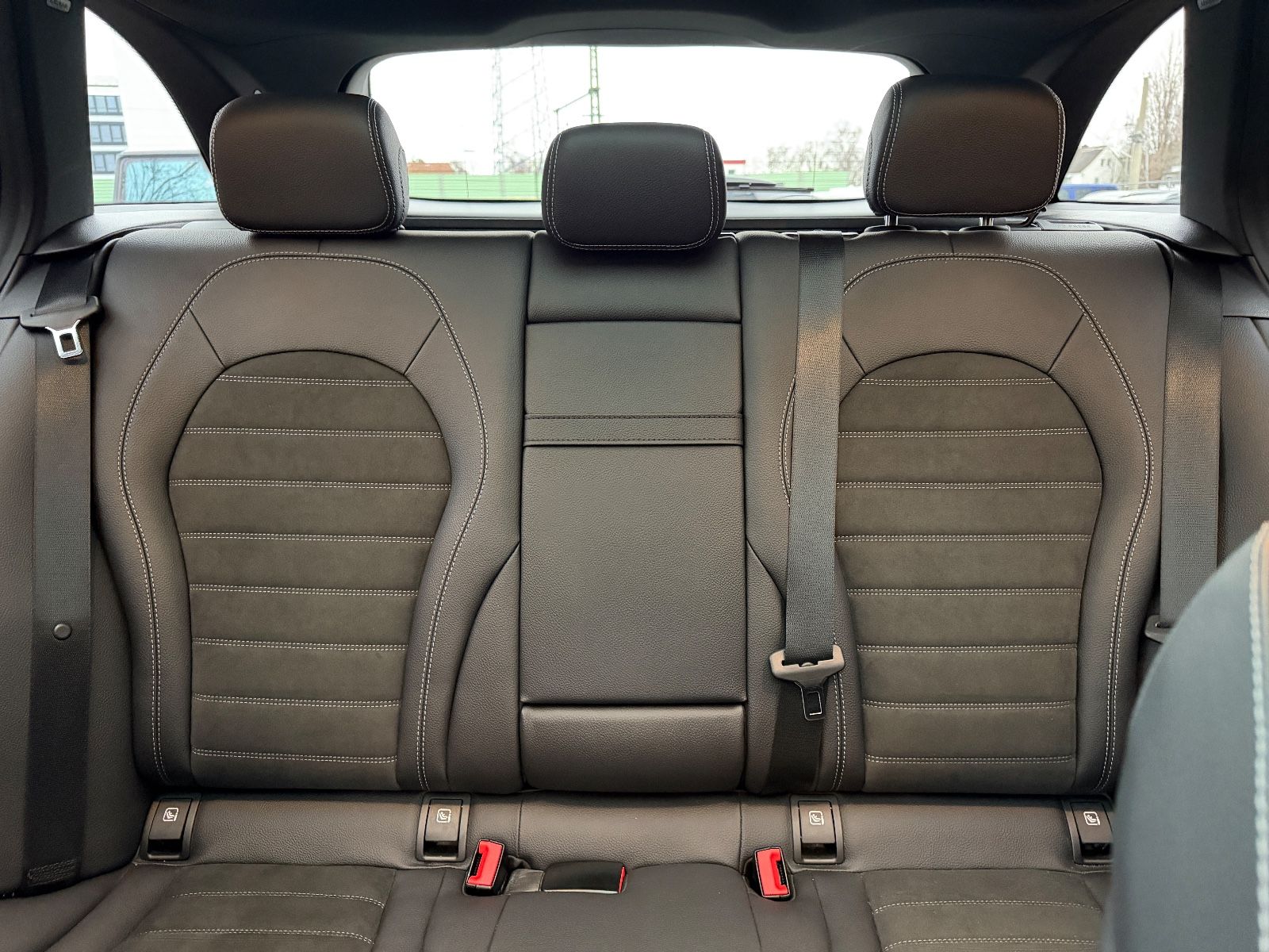 Fahrzeugabbildung Mercedes-Benz C 220 AMG*PANO*BURMESTER*360°KAM*MEMO*ACC*LED*