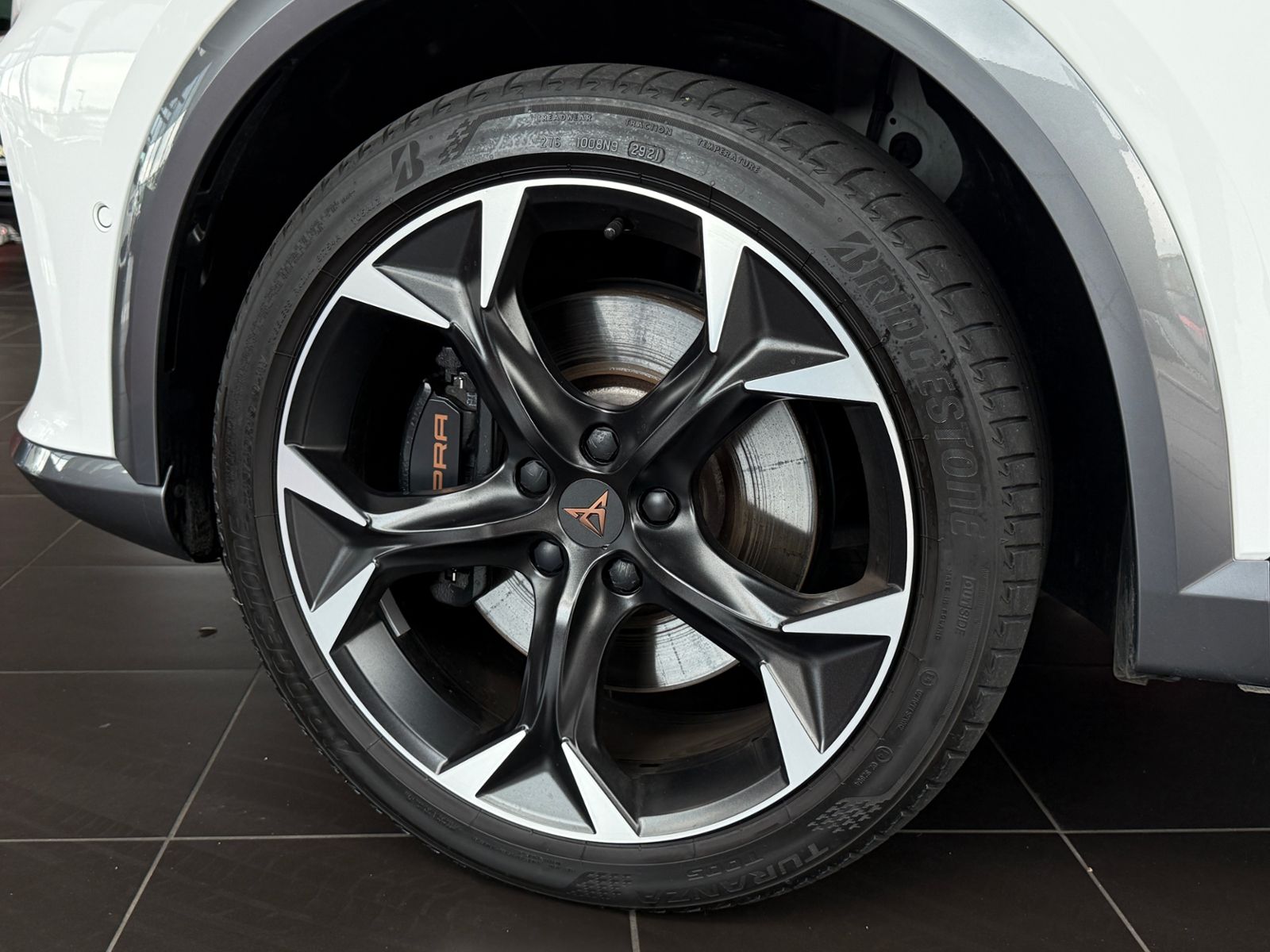 Fahrzeugabbildung CUPRA Formentor VZ  e-Hybrid PANO AHK KAM