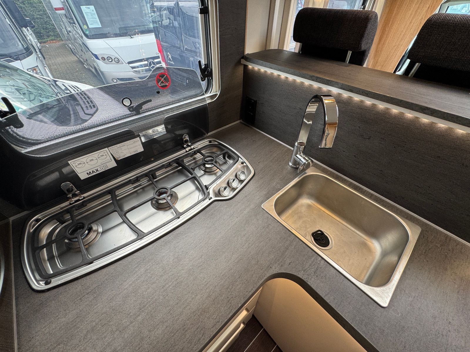 Fahrzeugabbildung Knaus SKI TI 650 MF PLATINUM SELECTION LUFTFEDERUNG 1H