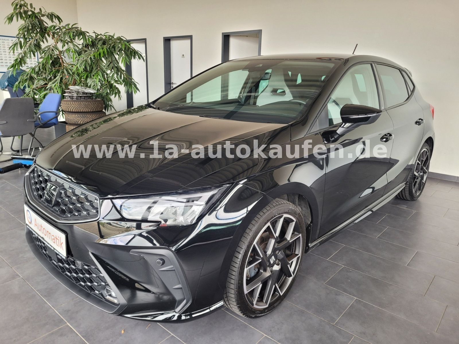 Seat Ibiza TSI FR Black Edition DSG m. Kamera/ACC imagem 2