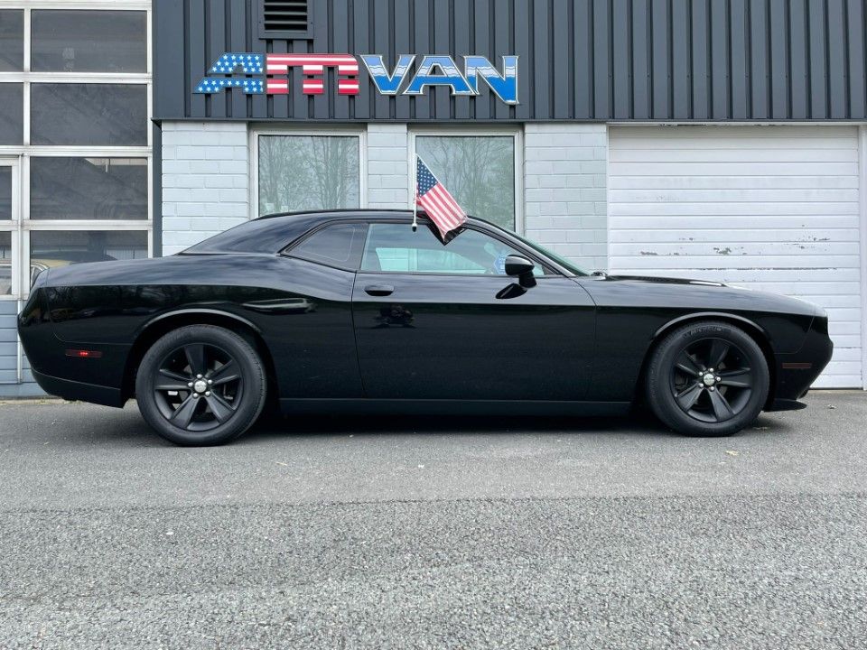 Fahrzeugabbildung Dodge Challenger 3.6 SXT V6 MY17 JW Import