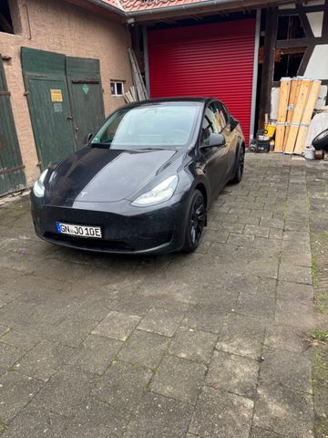 Tesla Model Y Hinterradantrieb RWD RWD