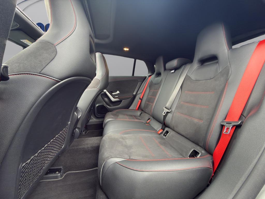 Mercedes-Benz CLA 45 AMG Shooting Brake