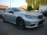 Mercedes-Benz E 63 AMG Performance/Schiebedach - Mercedes-Benz aus 2009: AMG
