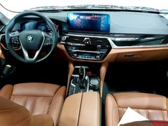 Fahrzeugabbildung BMW 530d Xdrive Luxury AHK+PANO+LASER+LEDER+360+ACC