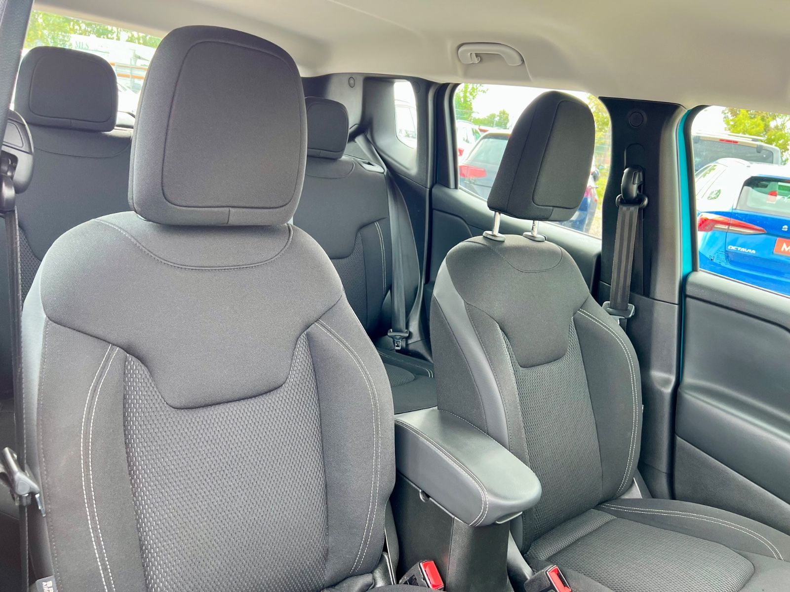 JEEP Renegade Night Eagle AAC DAB GZJR NSW CARPLAY