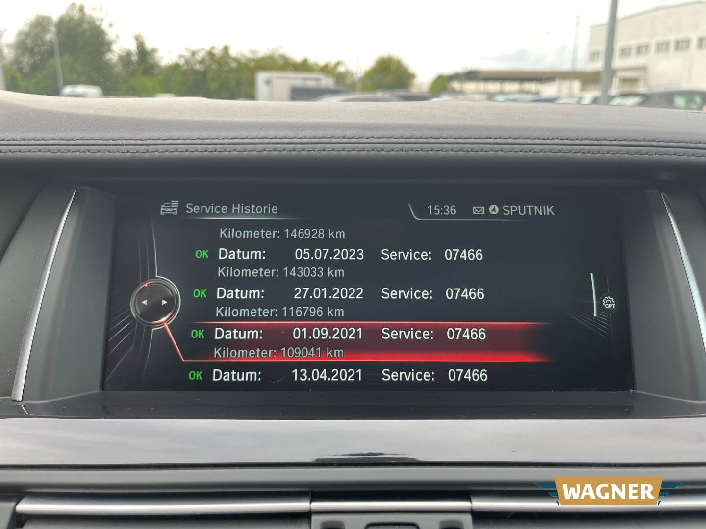 Fahrzeugabbildung BMW 535 d xDrive M-Paket Touring DPF Head-UP