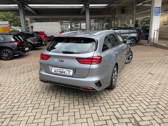 cee'd Sportswagon 1.6 CRDi Spirit ALU/NAV/SH/RFK