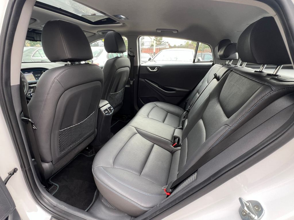 Hyundai Ioniq 1.6l GDi PLUG-IN HYBRID Premium*Voll*Top