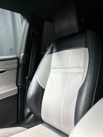 Land-Rover Range Rover Evoque - 6