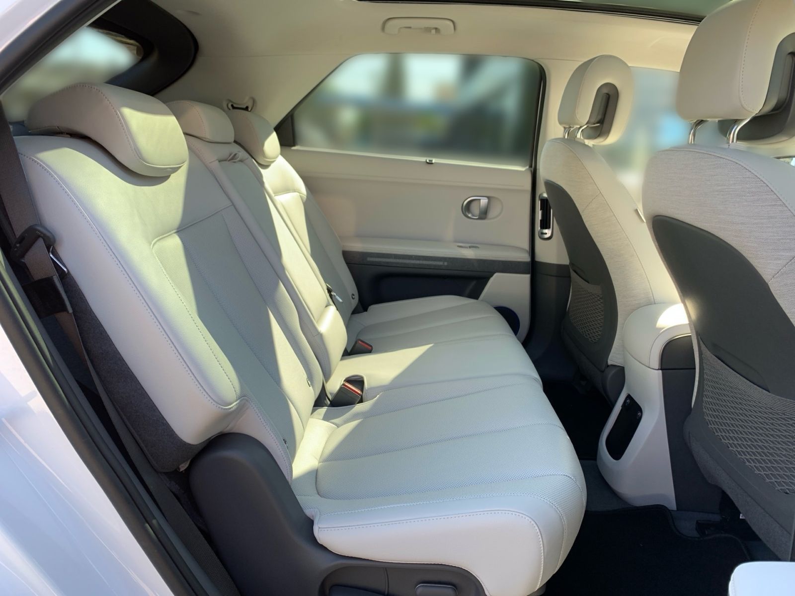 Fahrzeugabbildung Hyundai IONIQ 5 Uniq 72,6kWh Panorama Relax-Paket
