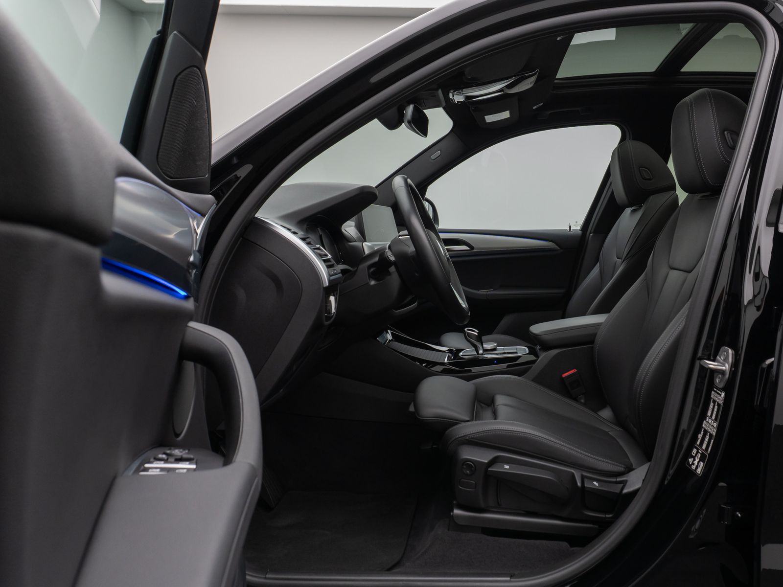 Fahrzeugabbildung BMW X3 xD20d Panorama Kamera DAB HiFi CockPit+ Sport