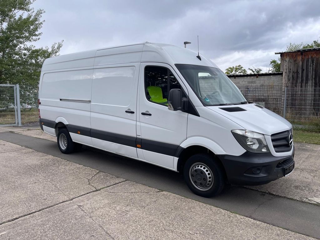 Image of Mercedes-Benz Sprinter