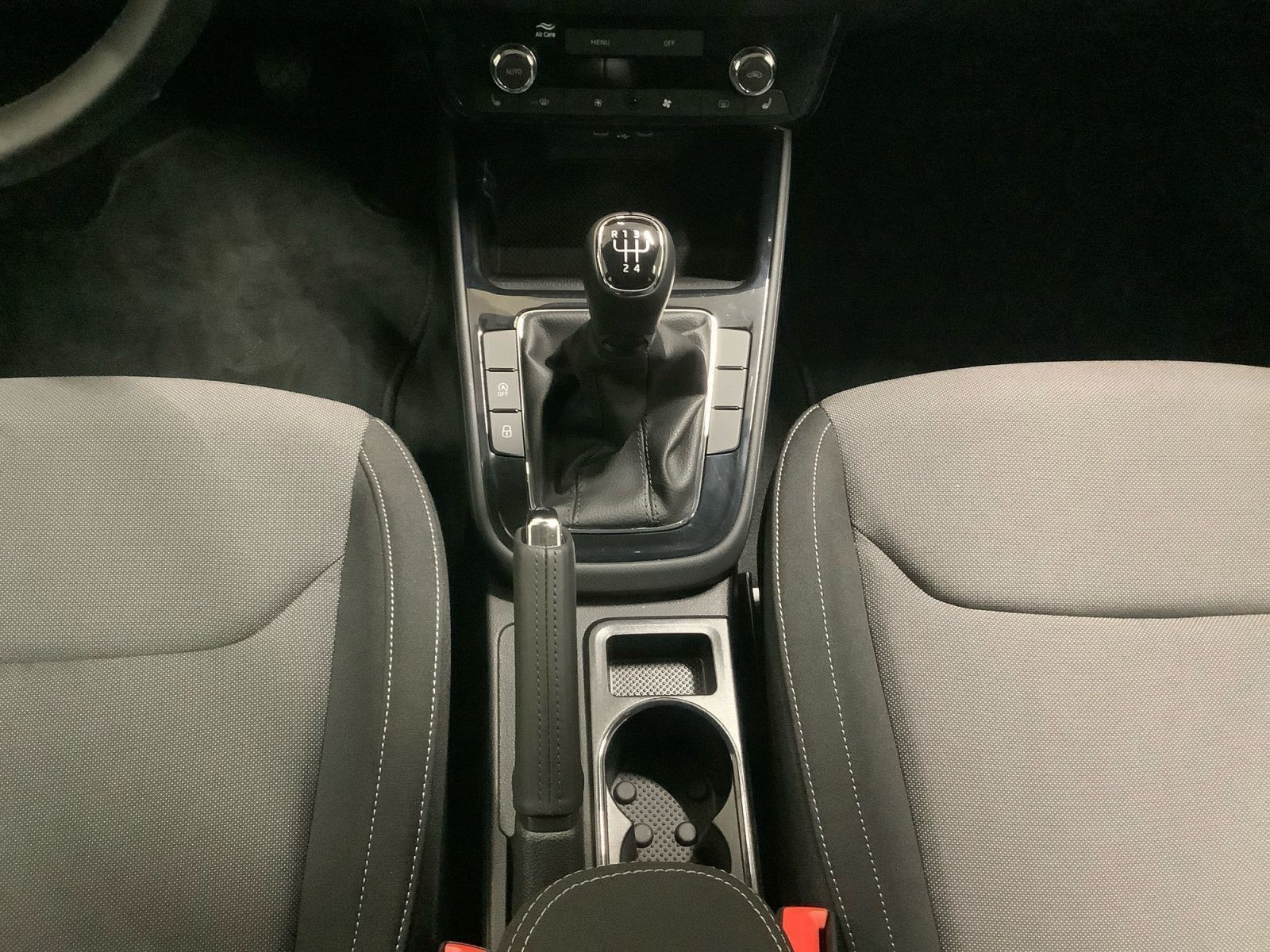 Fabia Selection 70kW 5-G KLIMA EL FH NSW SHZG