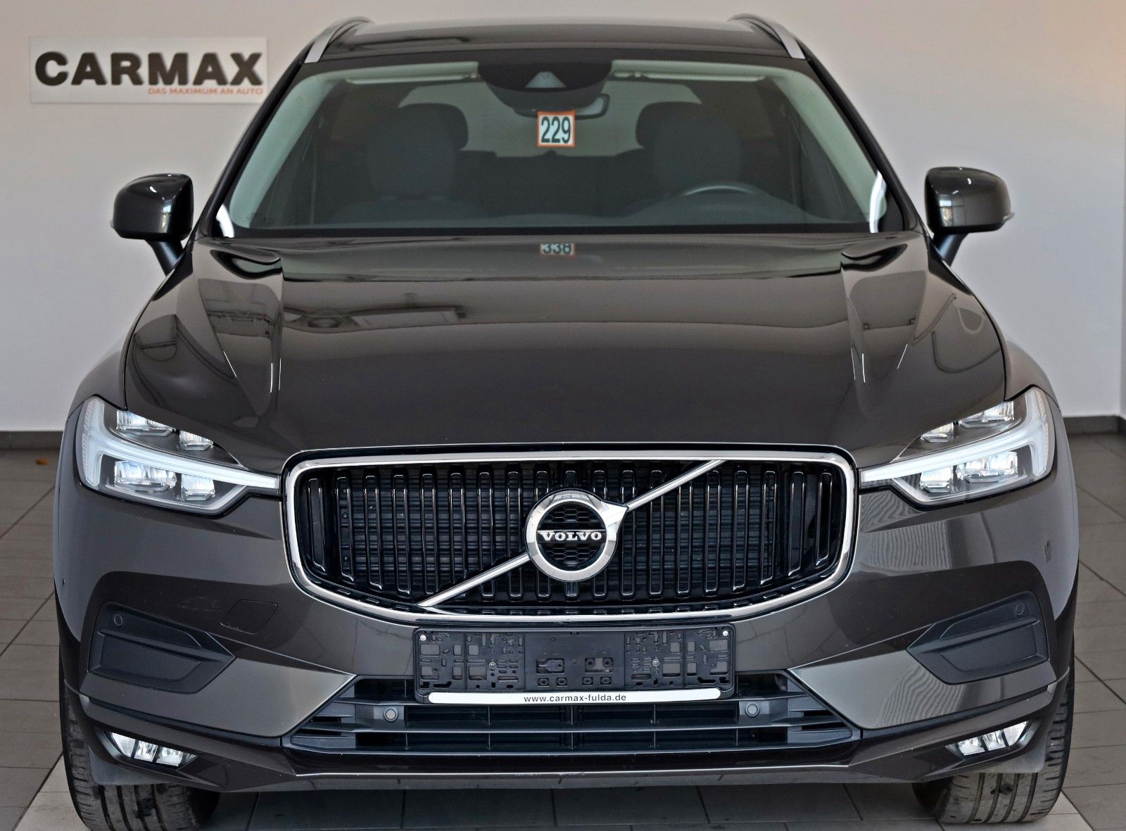 Fahrzeugabbildung Volvo XC60 Momentum Pro,Navi,LED,SH,Kamera,ACC,AHK