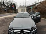 Mercedes-Benz E 300 d T Autom. - - gebrauchte Mercedes-Benz E 300 aus dem Jahr 2019