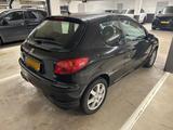 Peugeot 206 1.6 HDI 110 DIESEL - Peugeot 206 mit Diesel-Antrieb: Kleinwagen