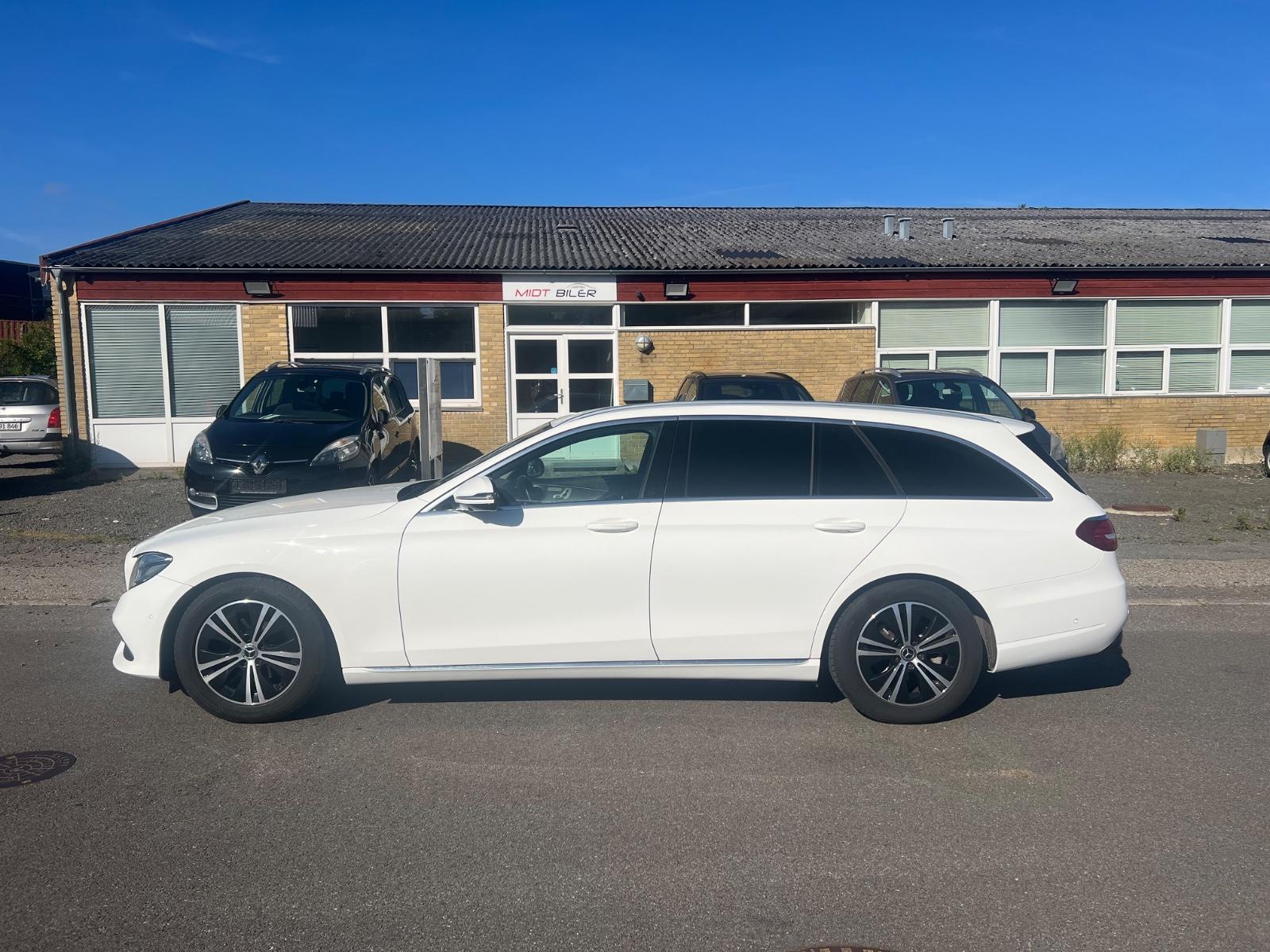 Mercedes-Benz E 220 E T-Modell E 220 d, 360° camera