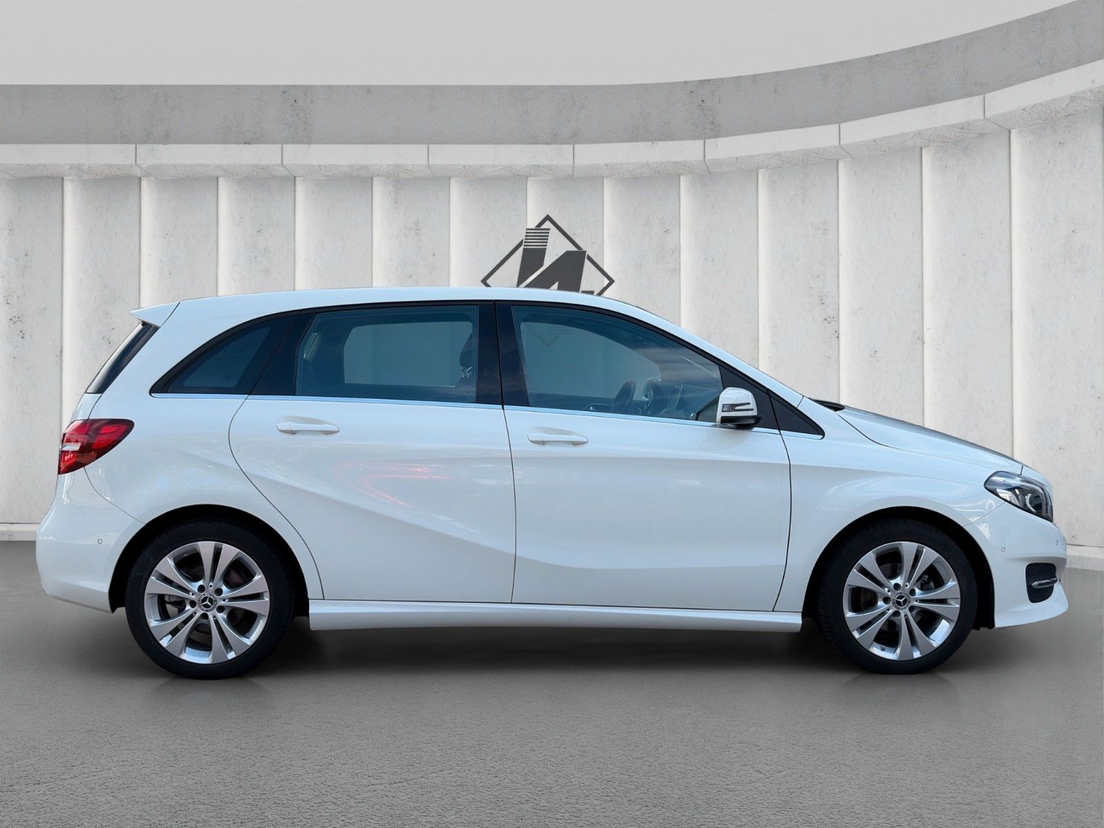 Fahrzeugabbildung Mercedes-Benz B 180 d*LED*SHZ*PDC*Kamera**