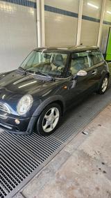 MINI Mini Cooper  TÜV wird vor dem Verkauf neu ... - MINI MINI aus 2004: D