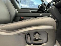 Foto Nummer 14: LAND ROVER Defender