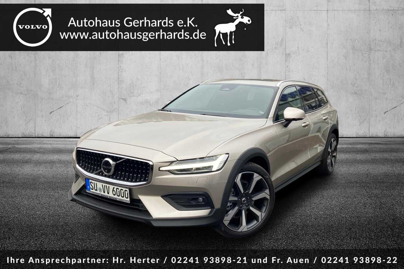 Volvo V60 CC B4 AWD Ultimate,Pano360°20''STH,HUD,SpSit