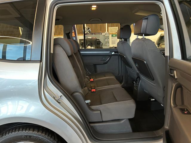 MYAUTOCENTER – Gebraucht- und Jahreswagen mit Werkstattservice in Pfaffenhofen Volkswagen Touran Comfortline BMT *1.HAND*AHK*TEMPO*KLIMA*