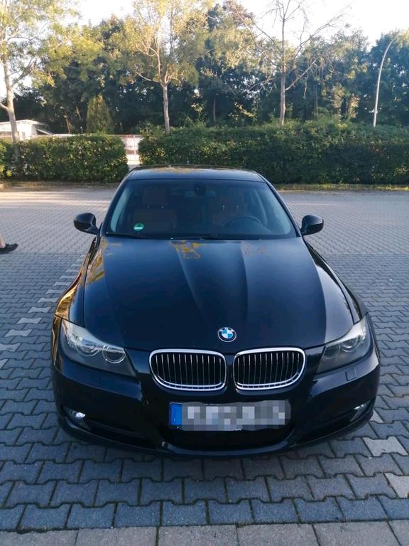 BMW 330