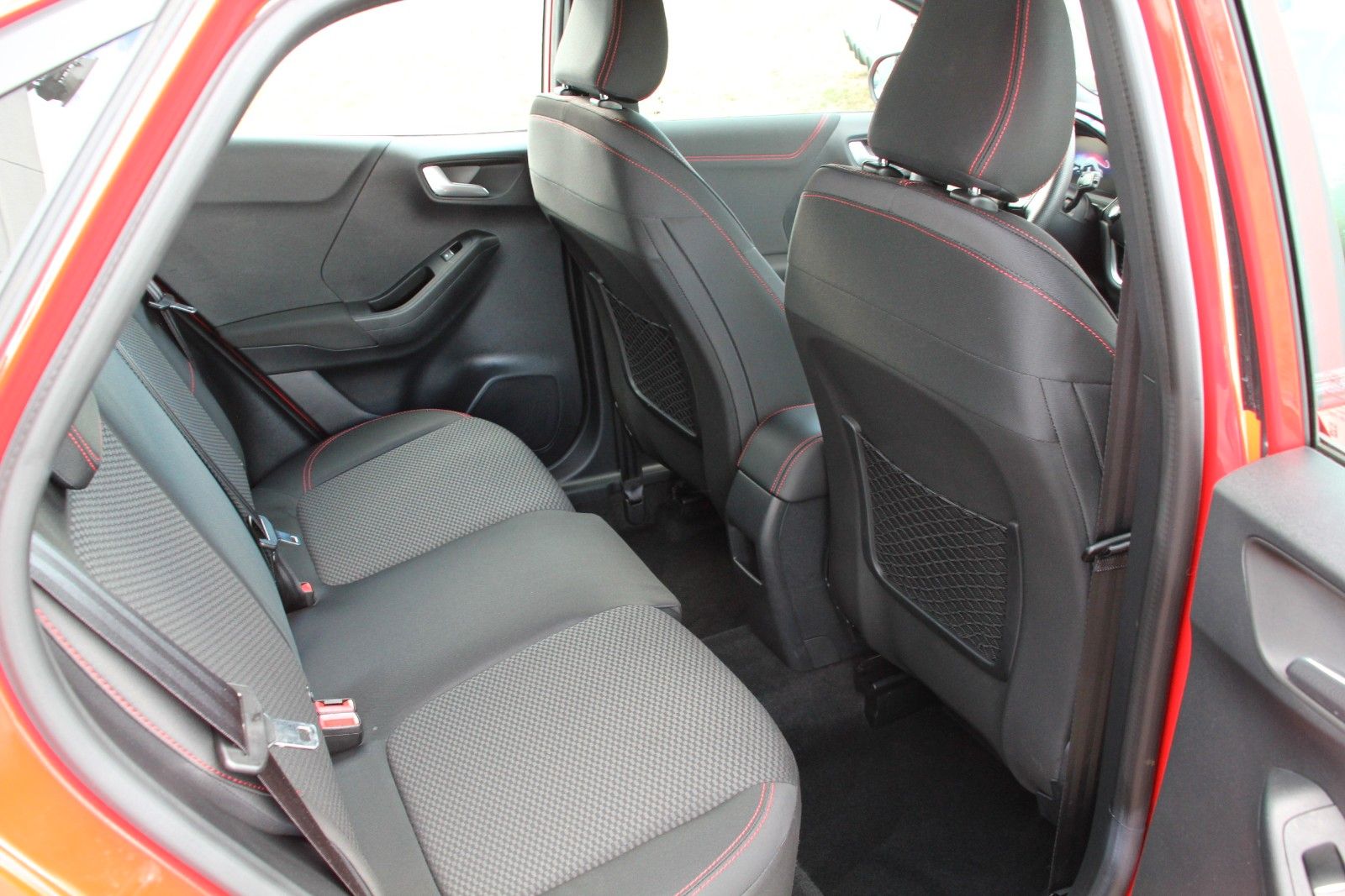 Fahrzeugabbildung Ford Puma ST-Line 1.0 EcoBoost Mild Hybrid