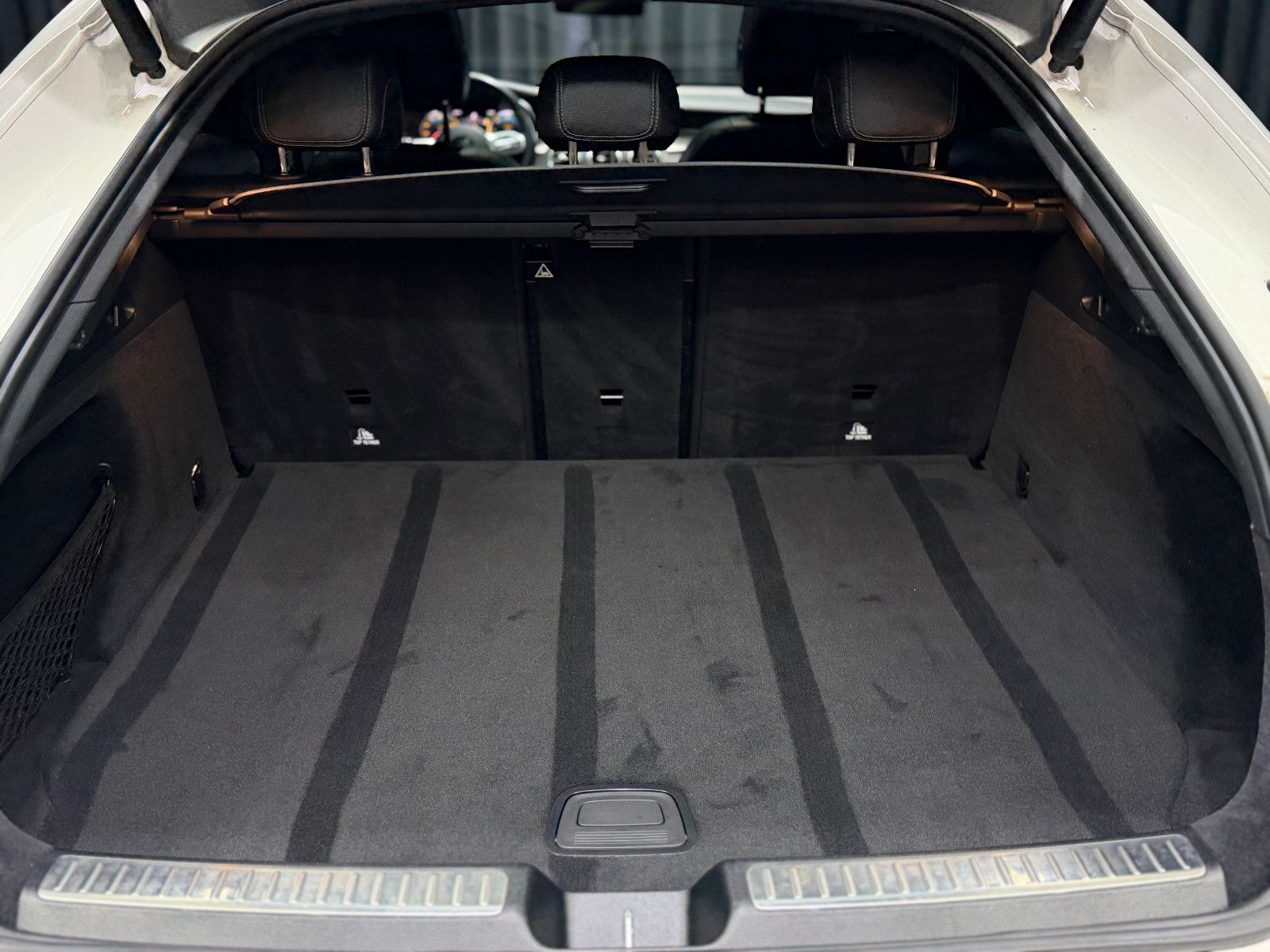 Fahrzeugabbildung Mercedes-Benz GLC 300 d Coupe 4Matic |AMG-LINE|AHK|PANO|LED