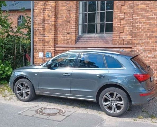 Audi Q5 2.0 tdi